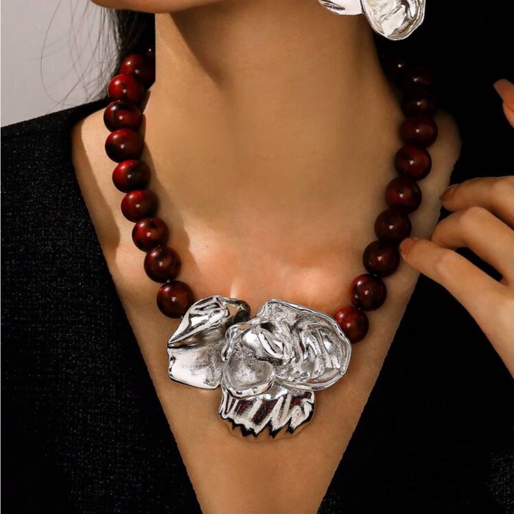 Elegant Silver and Red Beaded Necklace